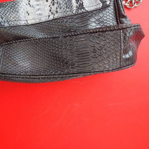 Cleo faux snake leather hand bag / purse - Picture 4 of 10